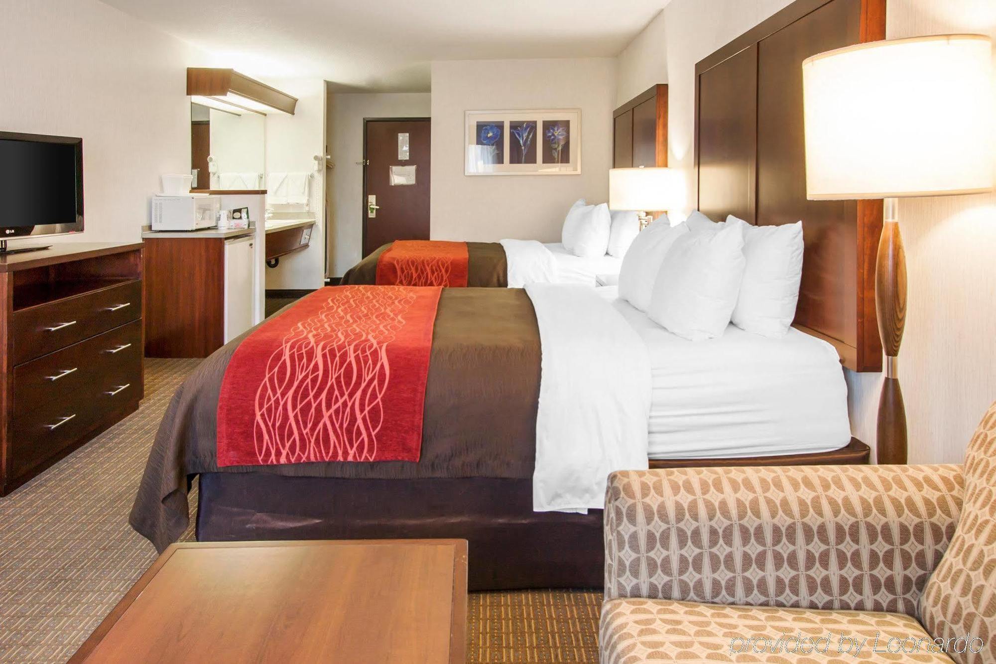 Comfort Inn & Suites-Portland Airport Eksteriør billede