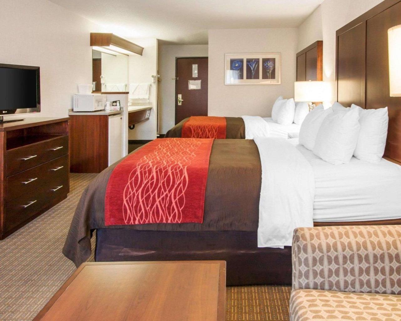 Comfort Inn & Suites-Portland Airport Eksteriør billede